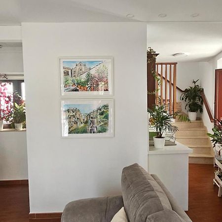 Apartamentos Los Descalzos Angel With Private Terrace Free Parking 龙达 外观 照片